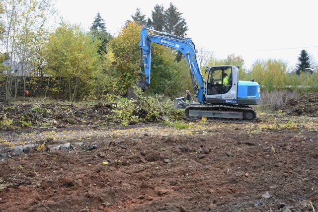 20.10.2020: Räumungsarbeiten an der Grenze zur Parzelle Veronika Maraite